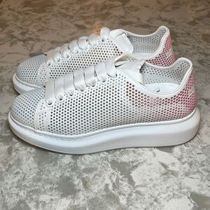 Alexander McQueen Larry Sneaker in Perforated Leather - Size 37